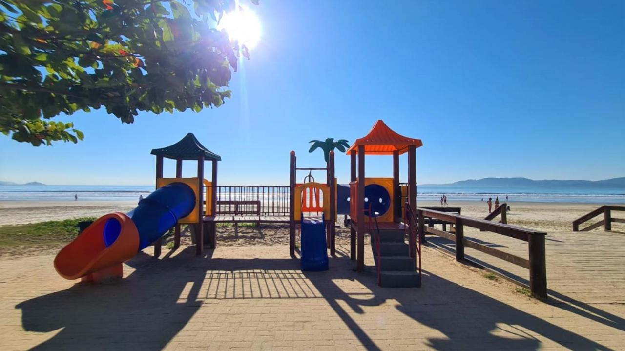 Apartamento 200 Metros Da Praia 03 Quartos Com Ar Condicionado - Meia Praia - อิตาเปมา ภายนอก รูปภาพ