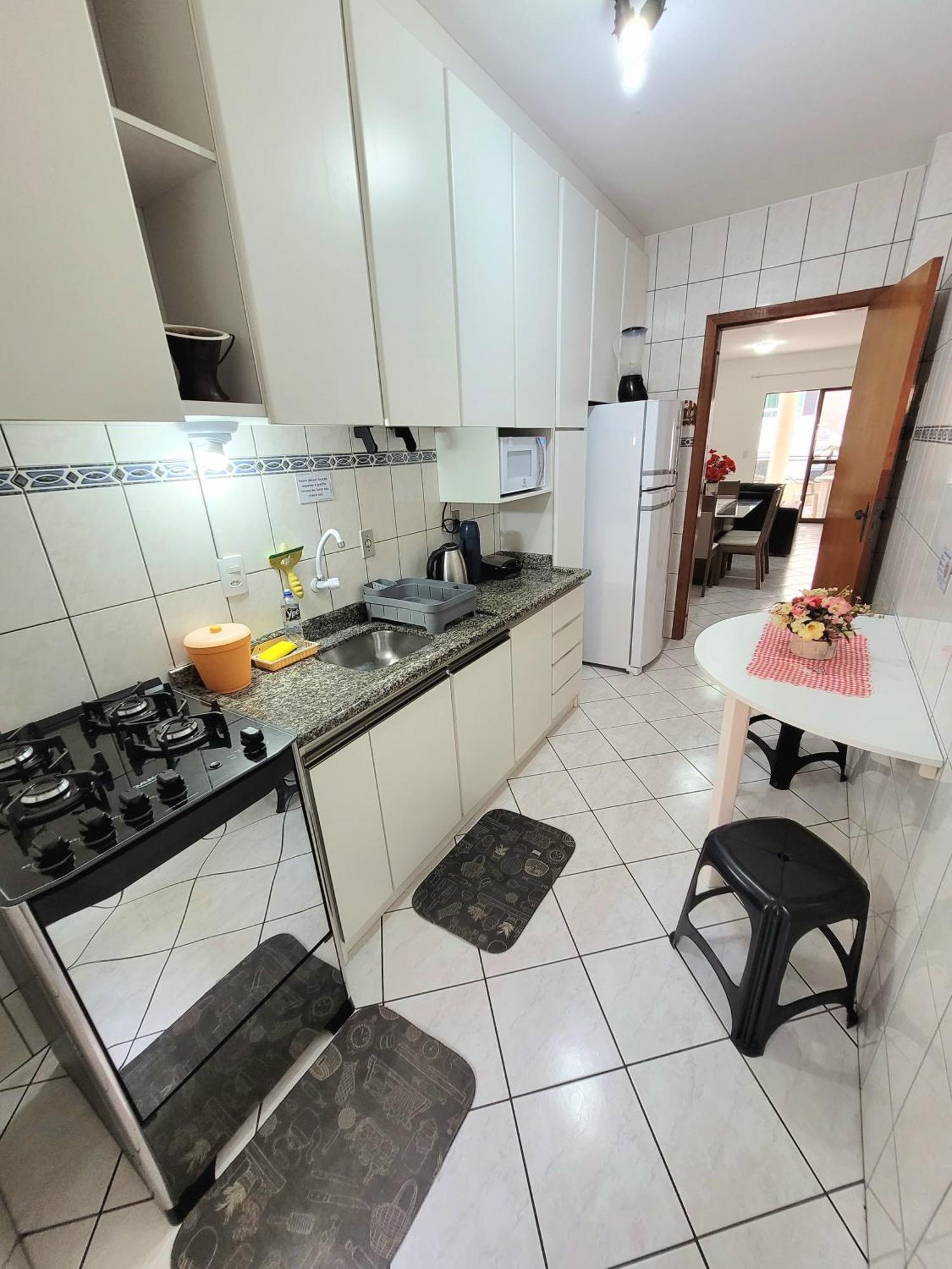 Apartamento 200 Metros Da Praia 03 Quartos Com Ar Condicionado - Meia Praia - อิตาเปมา ภายนอก รูปภาพ